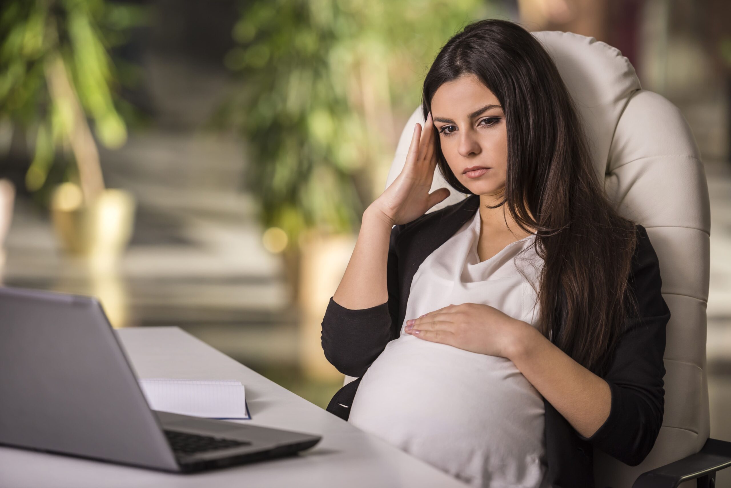 High Risk Pregnancy Treatment in Mulund | Dr. Tejashree Bakre